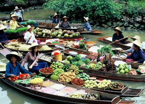 ダムヌンサドアク水上市場